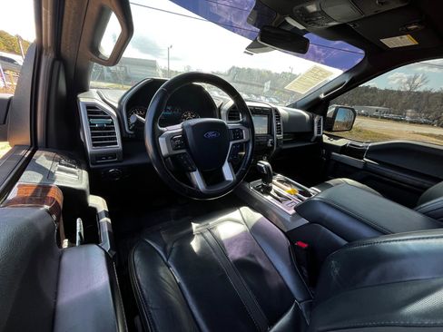 Used 2017 Ford F150 Platinum w/ Equipment Group 701A Luxury image 26