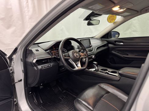 Used 2020 Nissan Altima 2.5 SR image 17