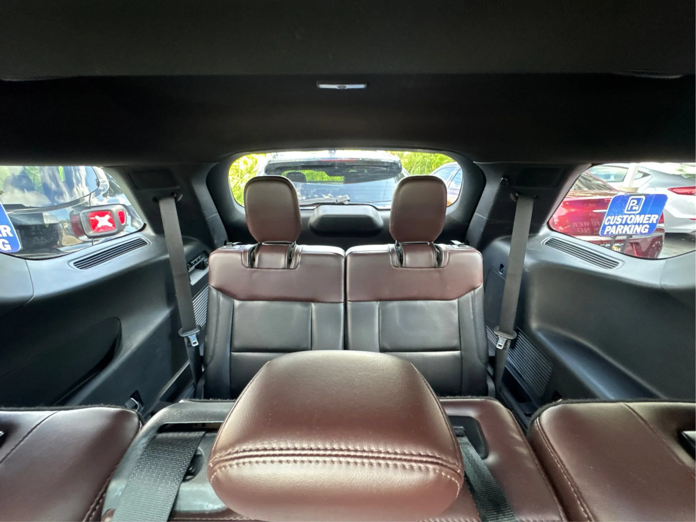 Used 2020 Ford Explorer Platinum w/ Premium Technology Package AWD/4WD image 29