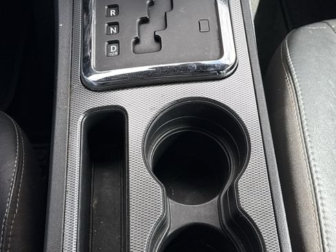 Used 2013 Dodge Challenger R/T image 18