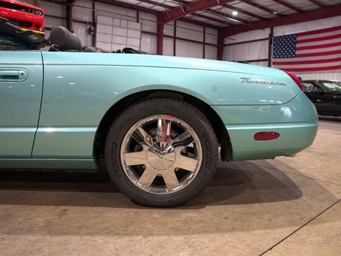 Used 2002 Ford Thunderbird RWD image 5