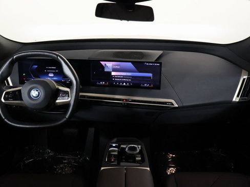 Certified 2024 BMW iX xDrive50 w/ Premium Package AWD/4WD image 8