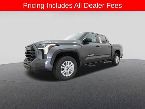 New 2026 Toyota Tundra SR5 AWD/4WD image 17