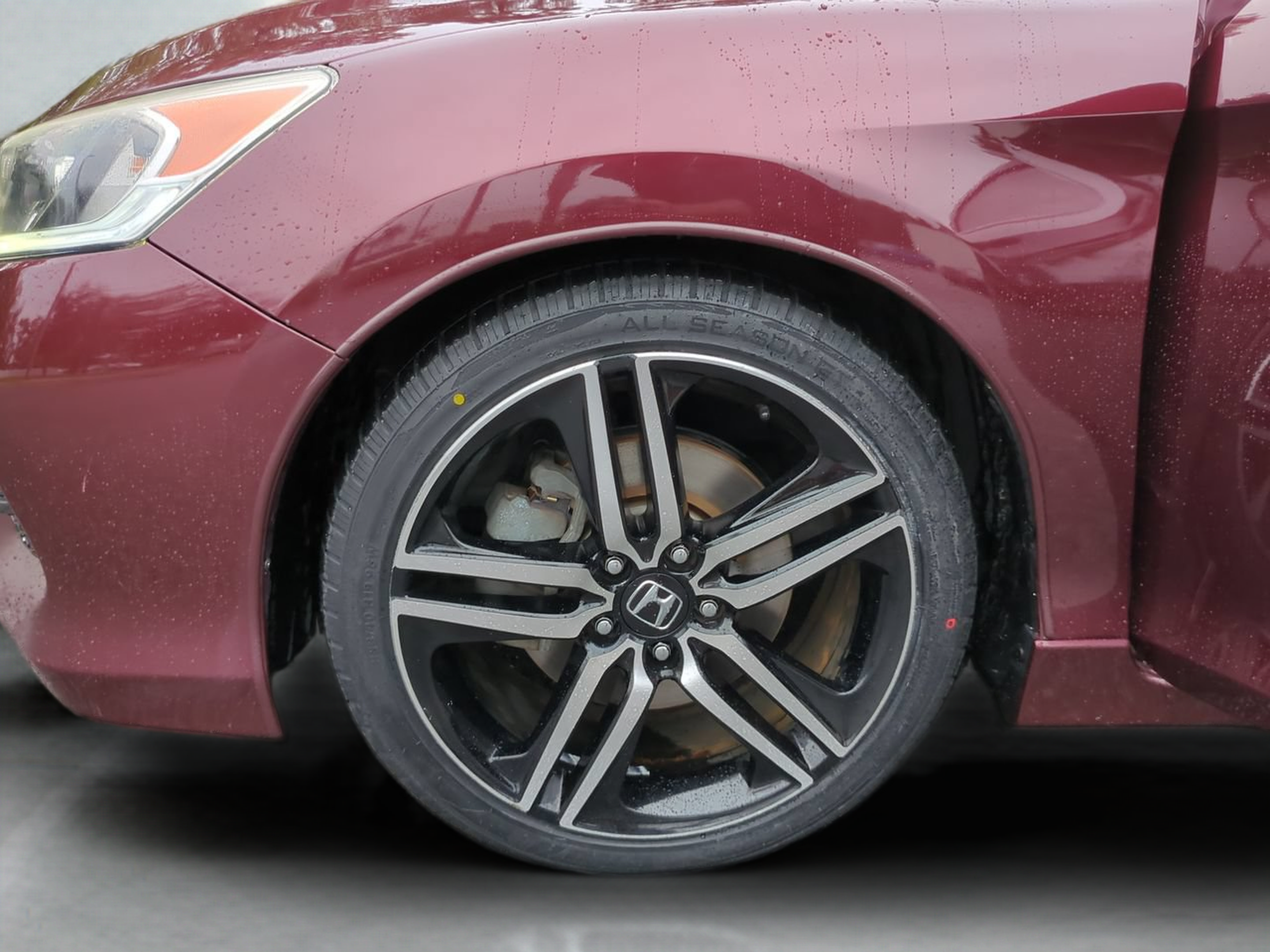 Certified 2017 Honda Accord Sport image 32