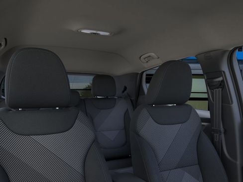 New 2027 Chevrolet Bolt LT w/ Comfort Package FWD image 24