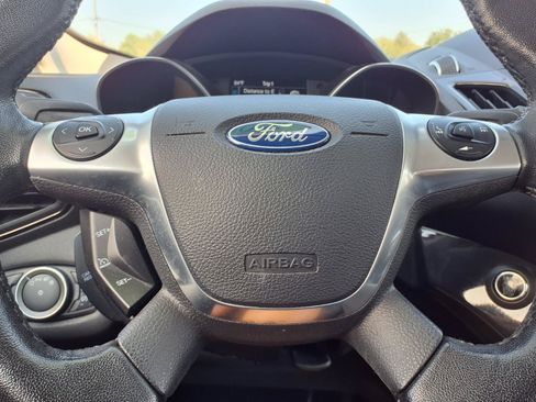 Used 2016 Ford Escape Titanium w/ Equipment Group 301A AWD/4WD image 14
