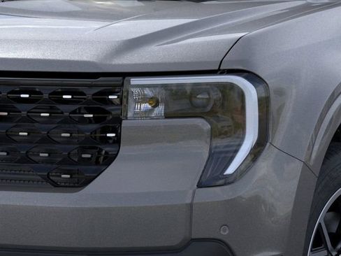 New 2026 Ford Maverick Lariat w/ 4K Tow Package image 19