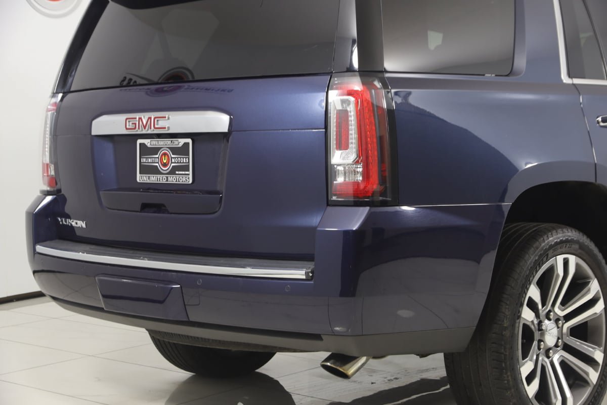 Used 2019 GMC Yukon Denali w/ Denali Ultimate Package AWD/4WD image 40