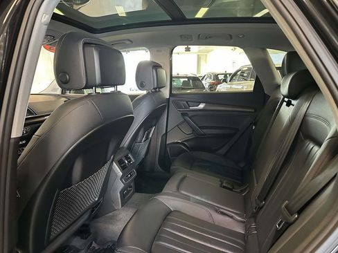 Used 2023 Audi Q5 2.0T Premium Plus w/ Premium Plus Package AWD/4WD image 10