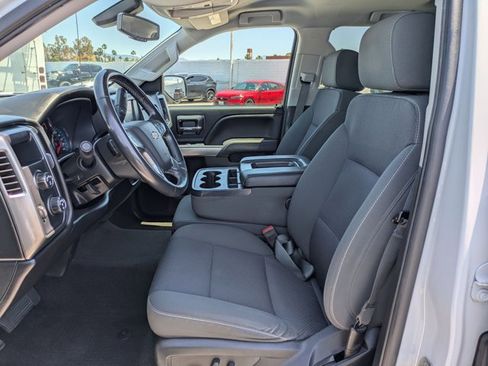 Used 2018 Chevrolet Silverado 1500 LT w/ LT Eassist Package AWD/4WD image 15