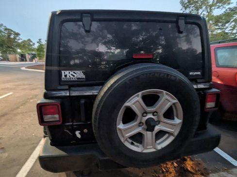 Used 2020 Jeep Wrangler Unlimited Sport S image 5