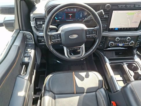Certified 2024 Ford F250 Platinum AWD/4WD image 11