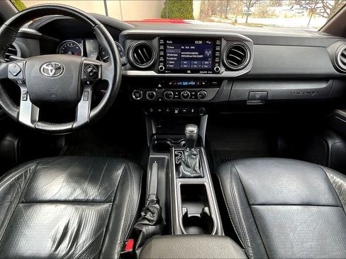 Used 2021 Toyota Tacoma TRD Sport w/ TRD Premium Sport Package image 16