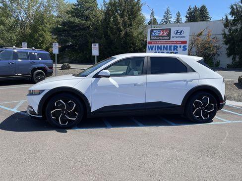 Certified 2023 Hyundai Ioniq 5 SEL w/ Cargo Package AWD/4WD image 2