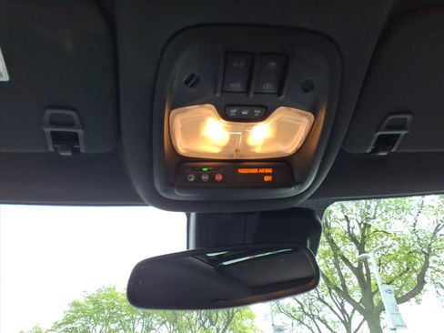 Used 2022 Chevrolet TrailBlazer ACTIV w/ Sun and Liftgate Package FWD image 24