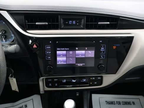 Used 2019 Toyota Corolla LE image 13