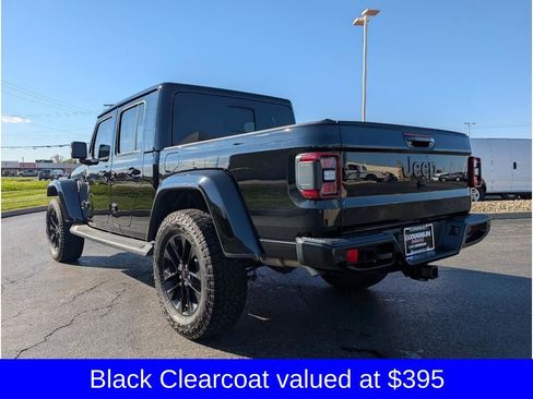 Used 2022 Jeep Gladiator Overland image 6
