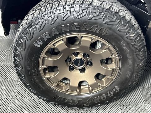 Used 2025 Toyota Tacoma 4x4 Double Cab Hybrid image 10