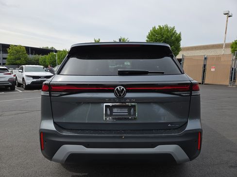 New 2026 Volkswagen Tiguan S AWD/4WD image 4