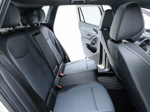 New 2026 Volkswagen Tiguan SE R-Line image 77