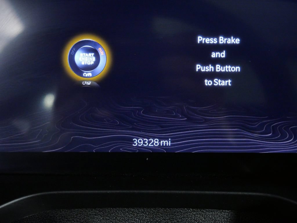 Used 2023 Jeep Grand Cherokee Limited w/ Luxury Tech Group II RWD image 15