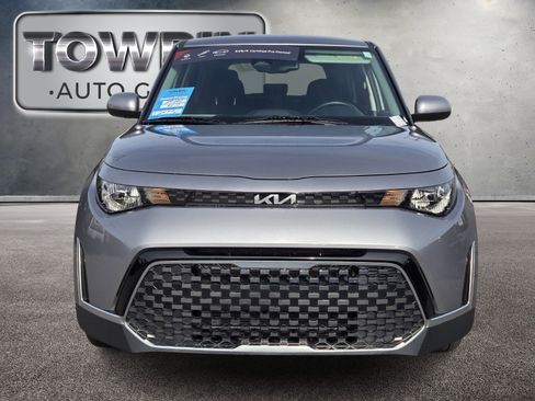 Certified 2025 Kia Soul EX image 9