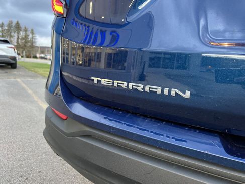 Certified 2022 GMC Terrain SLE w/ Driver Convenience Package image 31