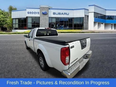 Used 2014 Nissan Frontier S RWD image 3