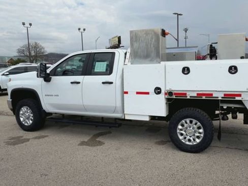 Used 2022 Chevrolet Silverado 2500 W/T w/ WT Fleet Convenience Package AWD/4WD image 9