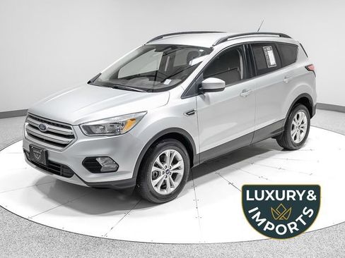 Used 2018 Ford Escape SE AWD/4WD image 1
