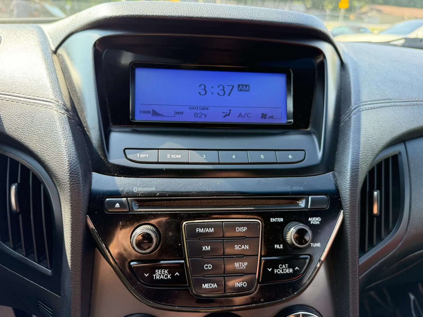 Used 2013 Hyundai Genesis 2.0T RWD image 28