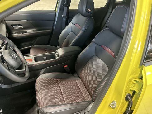 New 2026 Nissan Kicks SR w/ SR Premium Package image 25