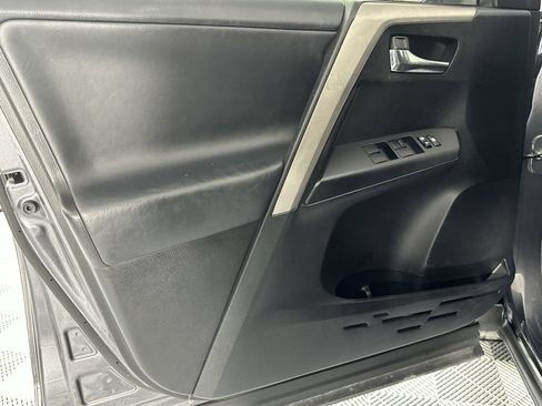 Used 2016 Toyota RAV4 XLE FWD image 28