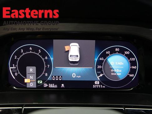 Used 2024 Volkswagen Atlas Cross Sport SE FWD image 16