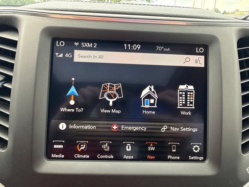 Used 2023 Jeep Cherokee Altitude Lux w/ Lux Elite Package AWD/4WD image 48