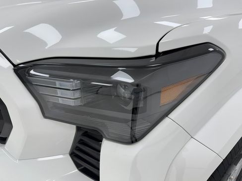 Used 2025 Toyota Tacoma SR5 image 6