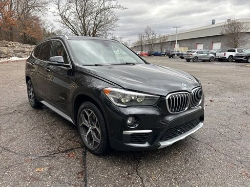 Used 2018 BMW X1 xDrive28i image 7