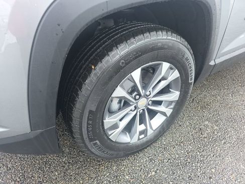 New 2026 Chevrolet Equinox LT w/ Convenience Package II image 8