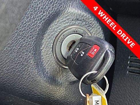 Used 2019 Toyota Tacoma SR w/ SR Convenience Package image 19