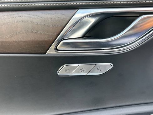 Used 2023 Genesis GV80 3.5T w/ Prestige Package AWD/4WD image 34