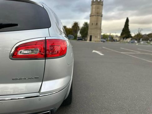 Used 2017 Buick Enclave Leather image 21