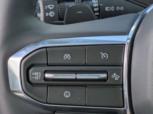 New 2026 GMC Acadia Elevation FWD image 20