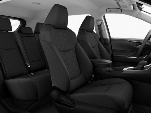 New 2025 Toyota RAV4 XLE image 28