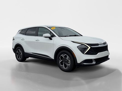 Used 2024 Kia Sportage LX FWD image 7