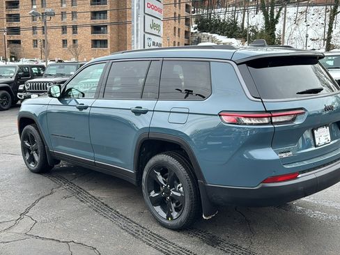 New 2026 Jeep Grand Cherokee L Limited image 8