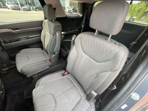 Used 2021 Hyundai Palisade SEL FWD image 15
