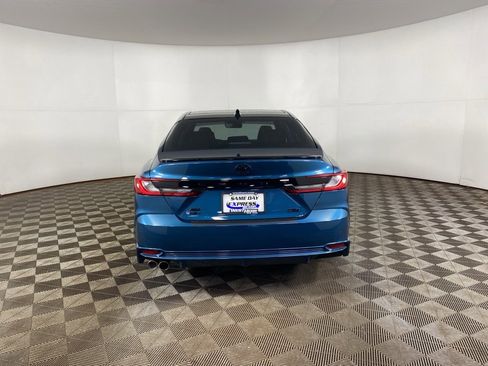 Used 2025 Toyota Camry XSE image 7