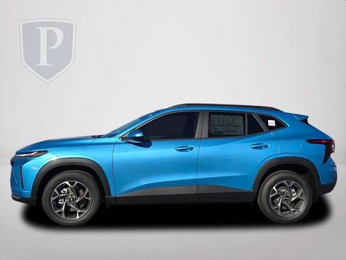 New 2026 Chevrolet Trax LT w/ Driver Confidence Package image 9