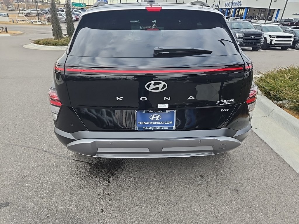 New 2026 Hyundai Kona Limited FWD image 7