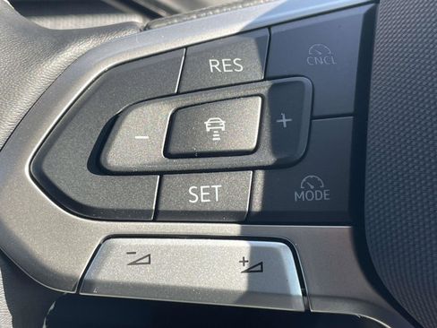 New 2026 Volkswagen Tiguan S FWD image 19